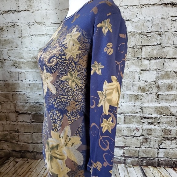 Vintage Suzie dark blue and gold embellished top with Flowers - Picture 5 of 7
